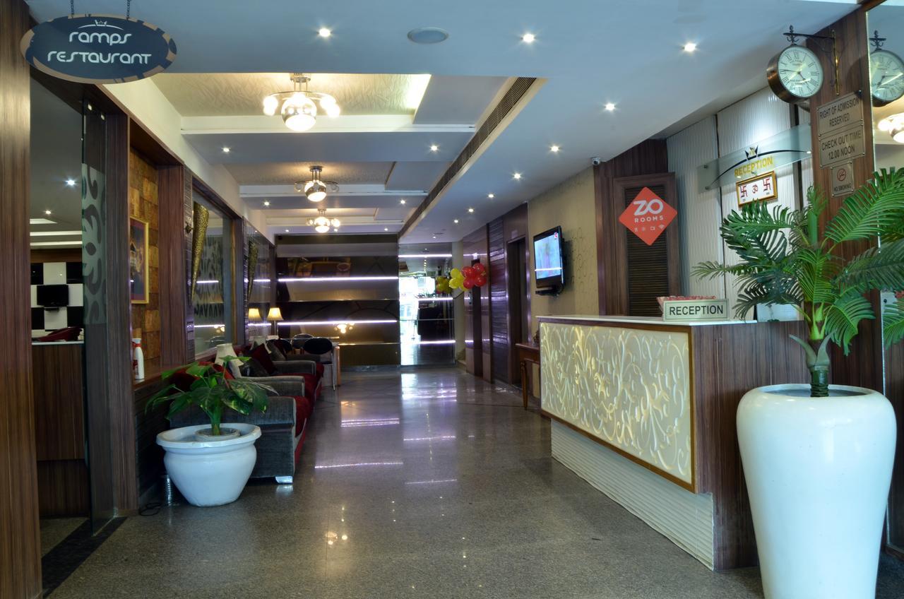 Hotel Poonam Plaza Agra  Bagian luar foto